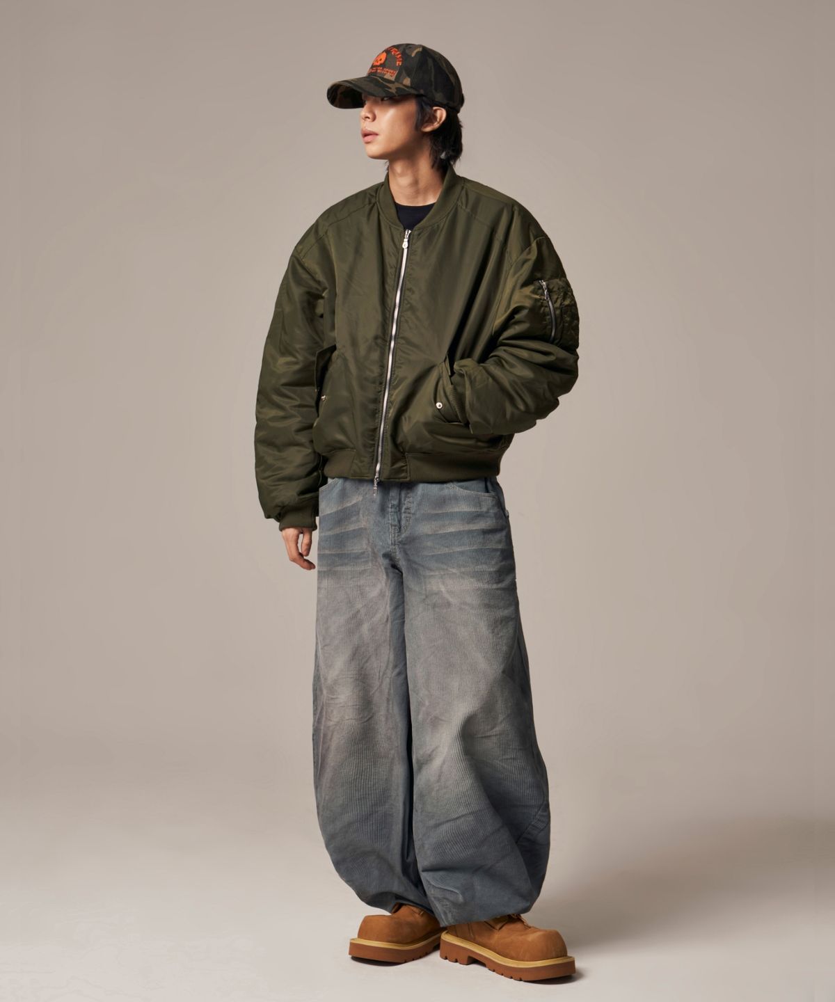 아이돈워너셀(IDWS) Viego Corduroy Balloon Pants Light Indigo