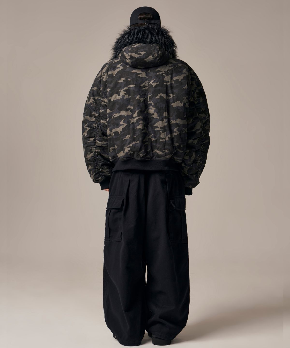 아이돈워너셀(IDWS) Titan Cargo Balloon Pants Black
