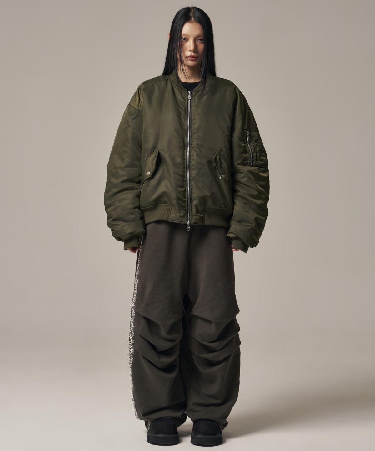 아이돈워너셀(IDWS) Plane Shirring Ma-1 Khaki