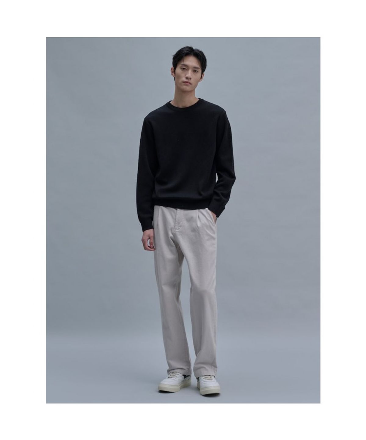 시프트지(SHIFT.G) Basic Crewneck Sweater  Black