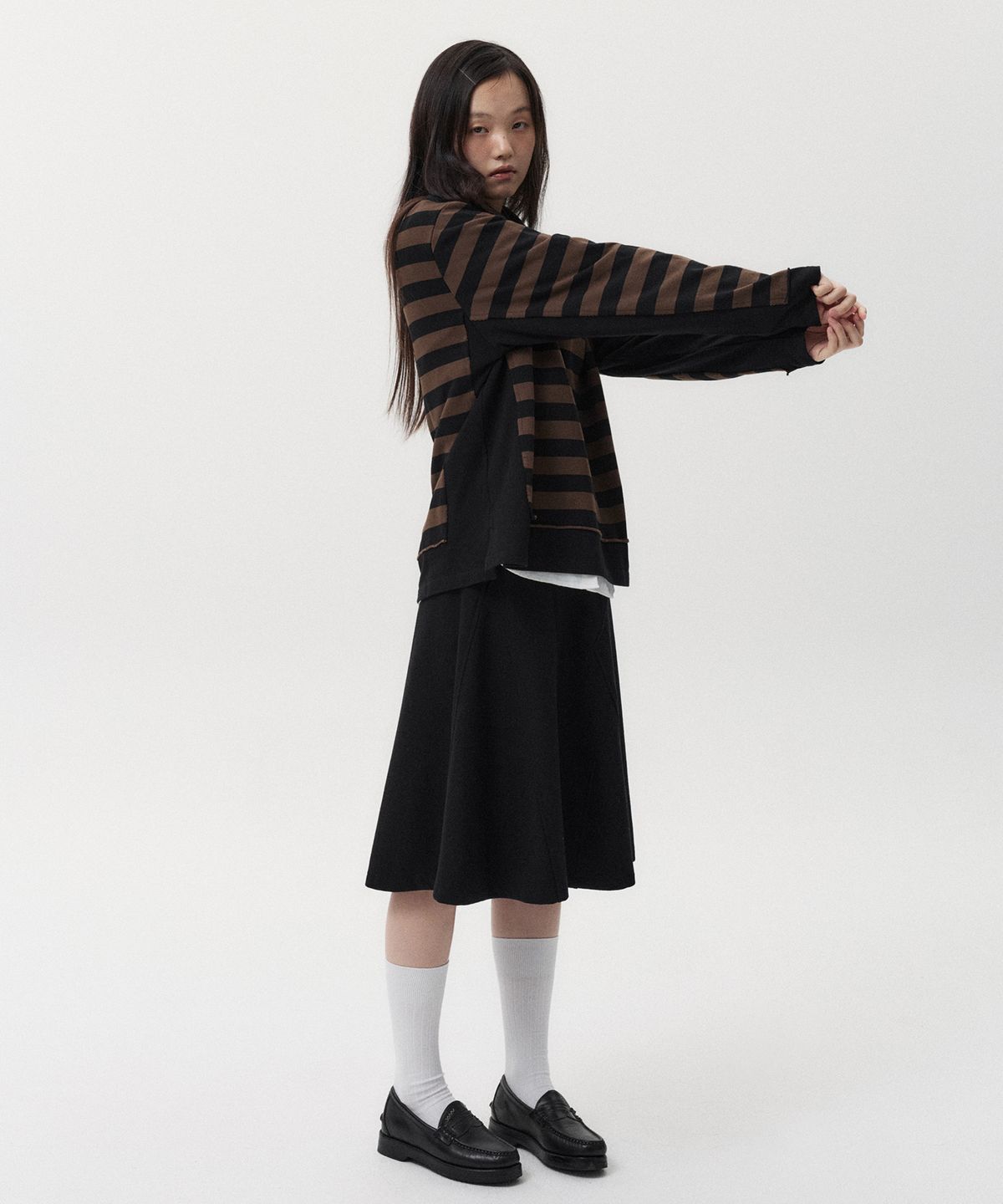 오헤시오(OHESHIO) WOOL TWILL A-LINE SKIRT, BLACK