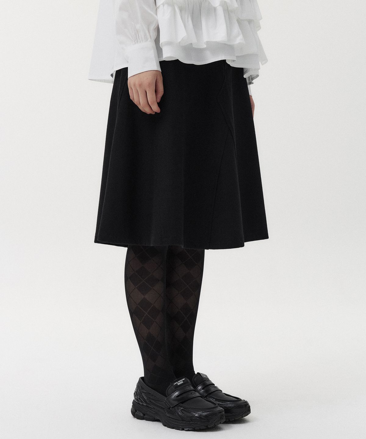 오헤시오(OHESHIO) WOOL TWILL A-LINE SKIRT, BLACK