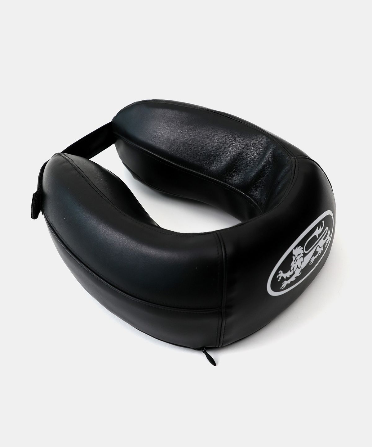 배드블러드(BADBLOOD) Mystic Leather Travel Pillow - Black