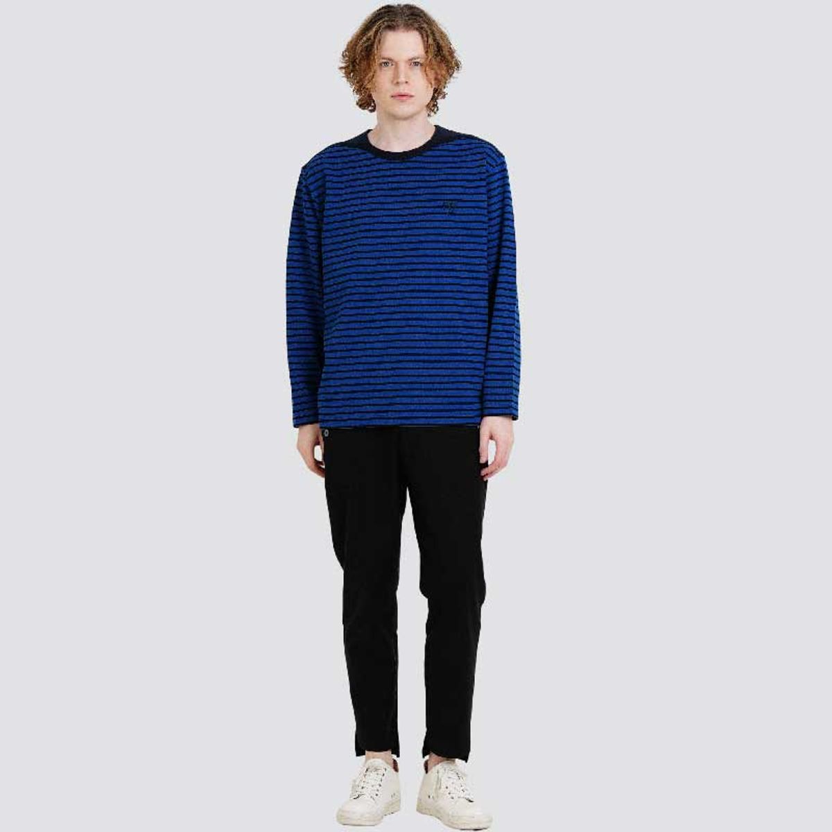 커스텀어스(CUSTOMUS) 어깨배색 선염스트라이프 긴팔 라운드티셔츠 CXS25FKRT802 BLU