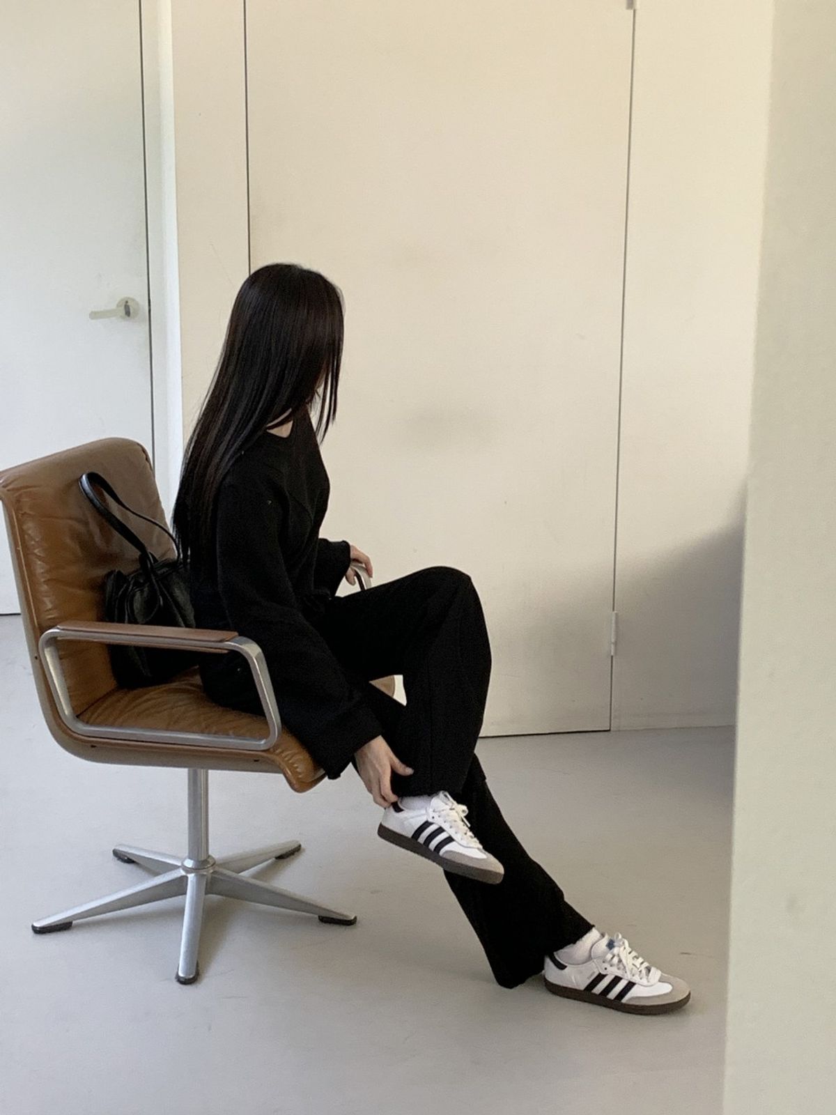녹타브(NOCTAVE) 스웻 팬츠 블랙