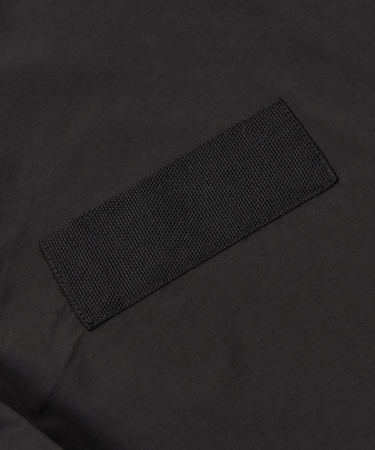 토피(TOFFEE) 유틸리티 피쉬테일 롱 파카 (BLACK)