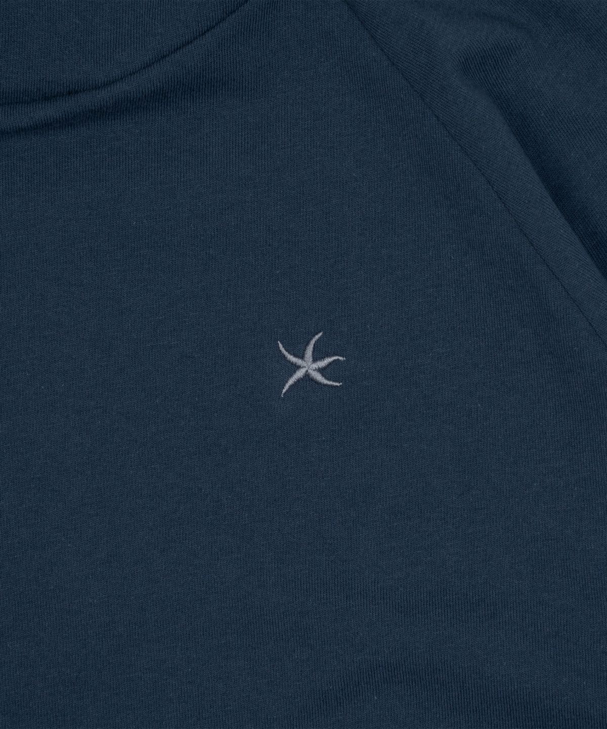 더콜디스트모먼트(THE COLDEST MOMENT) TCM hooded raglan long sleeve (blue)