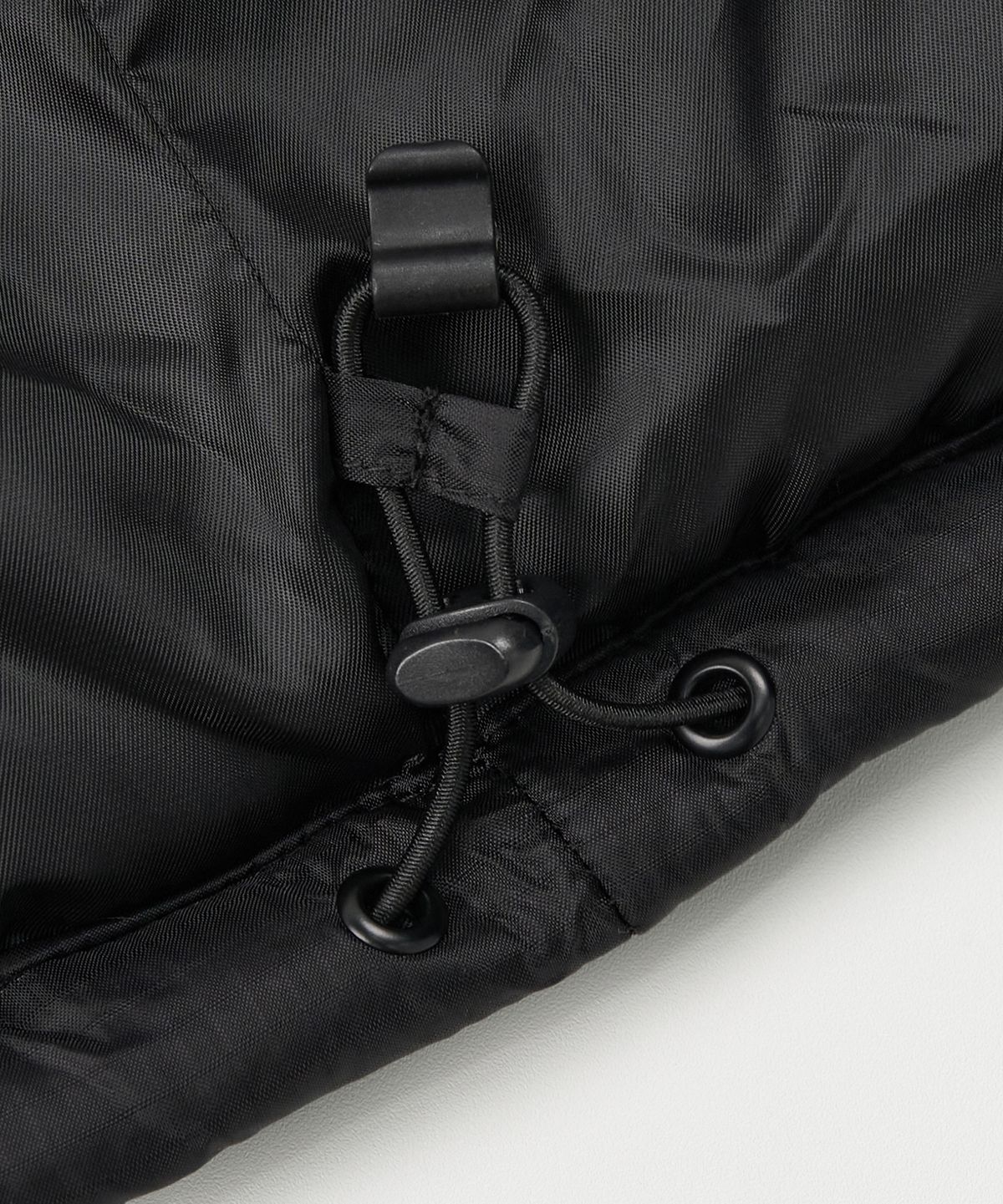 토피(TOFFEE) 디태처블 후드 패딩 점퍼 (BLACK)