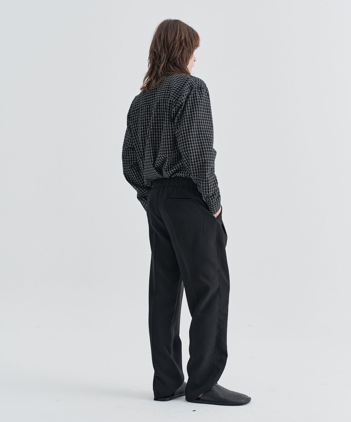 이지오(EZIO) Seersucker Check Shirt_Black