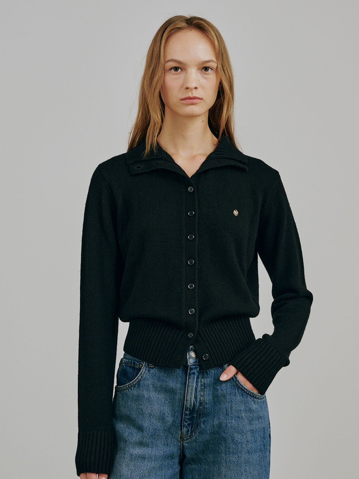 누브(NOUVE) 터틀넥 울 가디건 - 블랙 / Tultleneck Wool Cardigan - Black