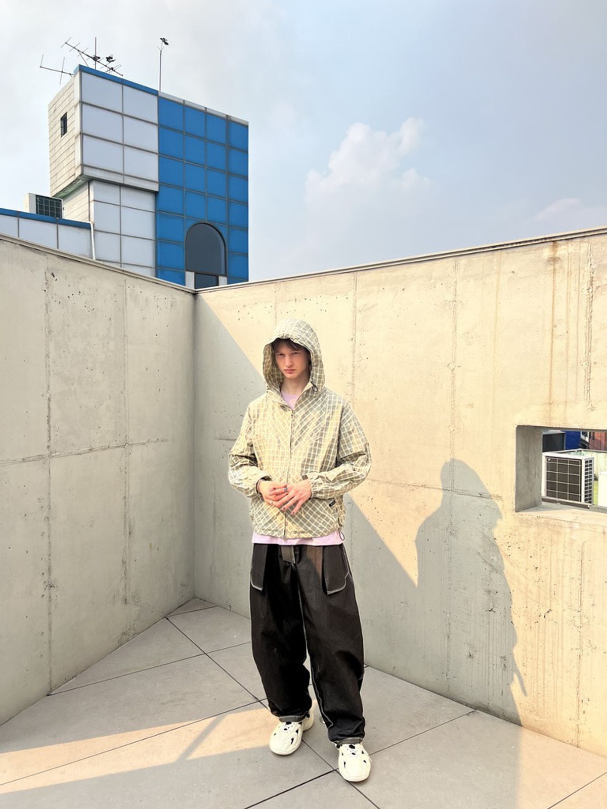 어젠더(AZENDER) 페이퍼 와이드 스트링 투톤팬츠 브라운