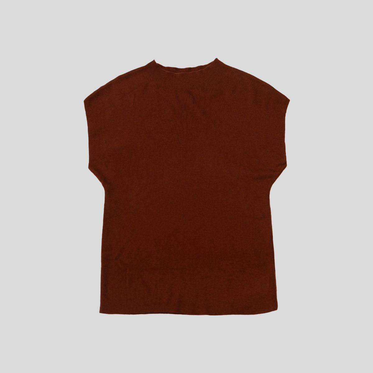 랭썬(LANGSON) LS_Crew neck sleeveless knit top_2color
