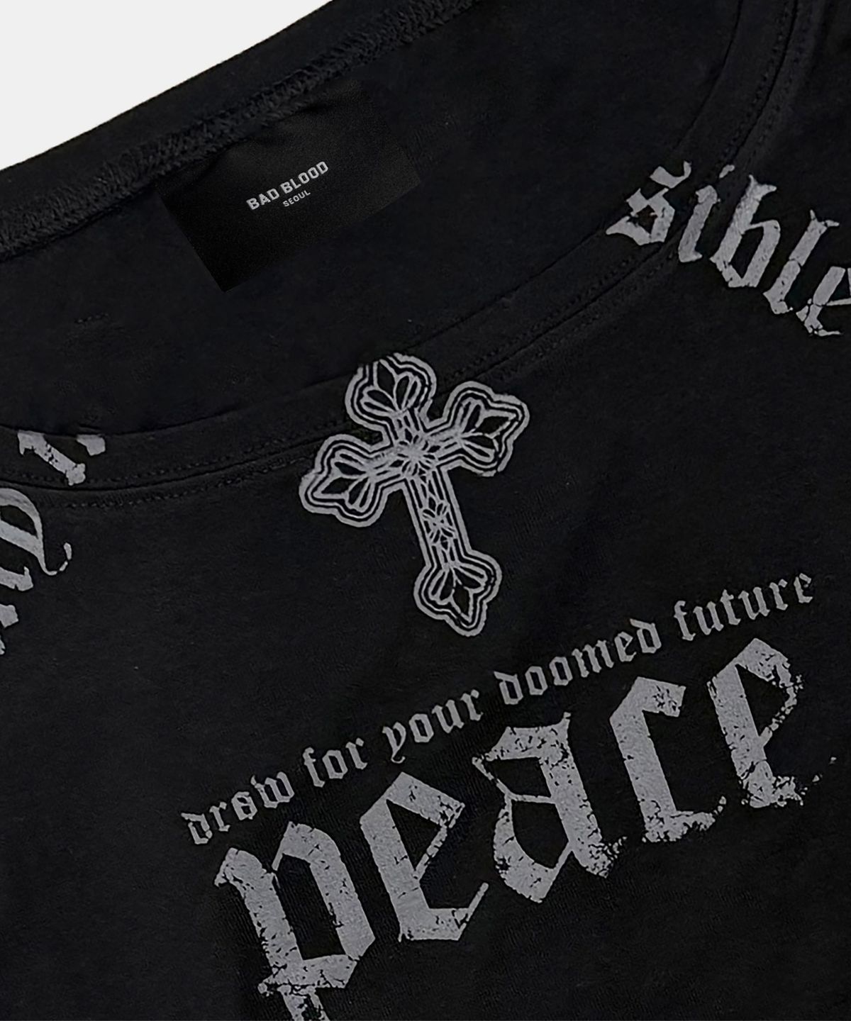 배드블러드(BADBLOOD) PEACE NOT WAR 루즈핏 티 - 더스티블랙