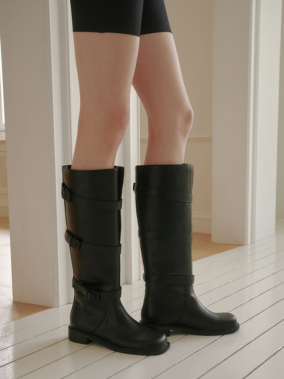 메티에(METIER) me562 Monica black buckle rider boots 모니카 블랙버클 라이더부츠