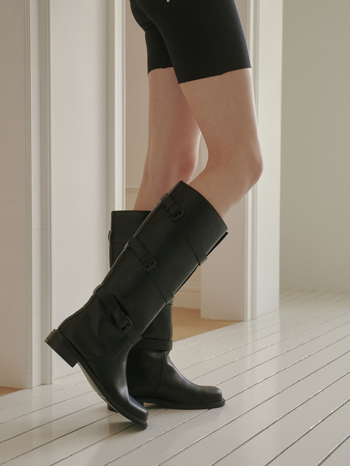 메티에(METIER) me562 Monica black buckle rider boots 모니카 블랙버클 라이더부츠