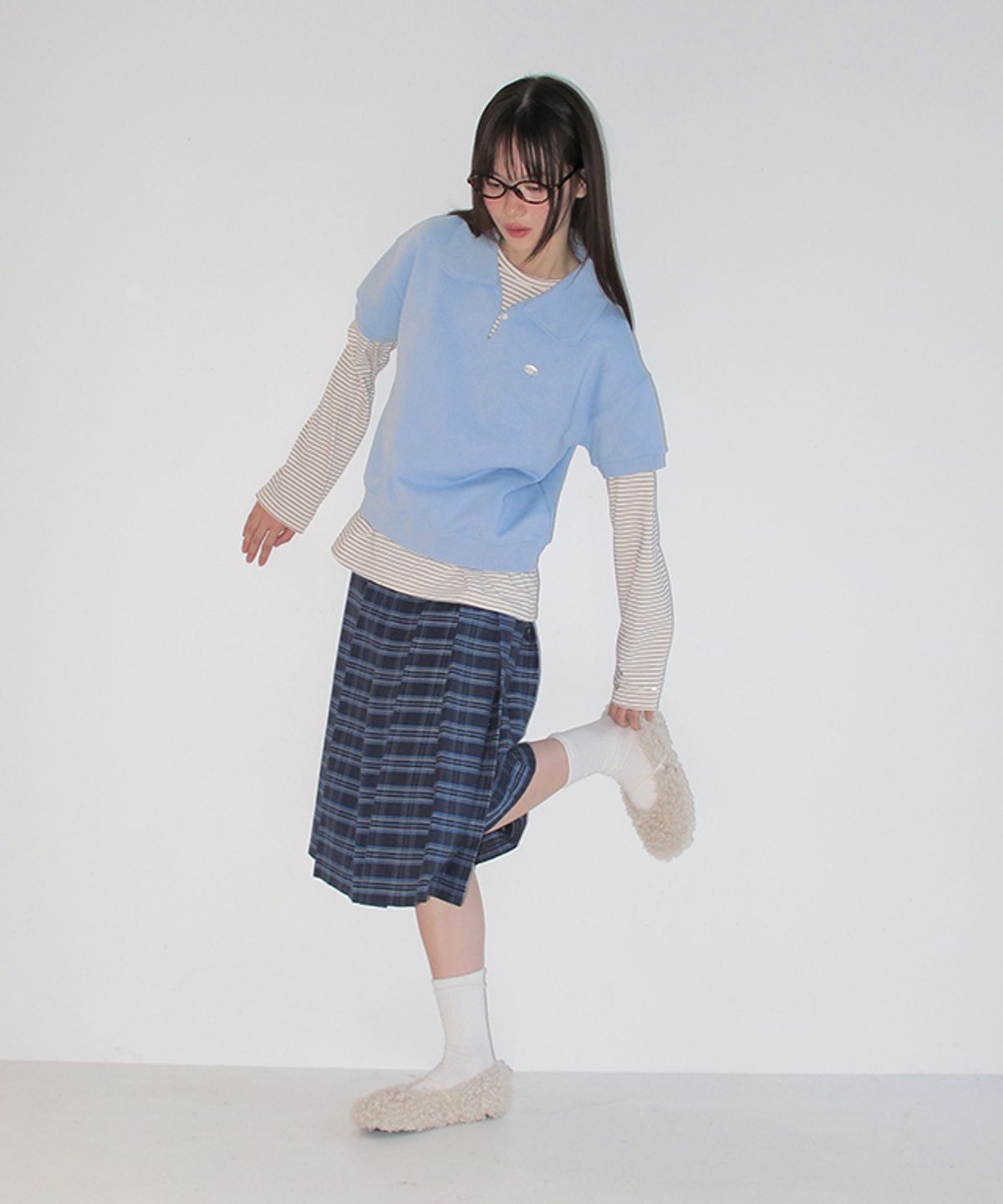 론론(RONRON) BUTTONED COLLAR HALF T SHIRT SOFT BLUE