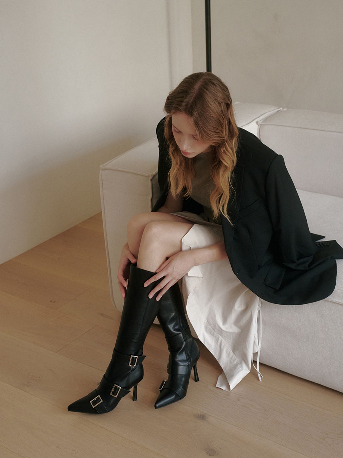 메티에(METIER) me560 Rozalin big buckle stealetto long boots 로잘린 빅버클 롱부츠_2color
