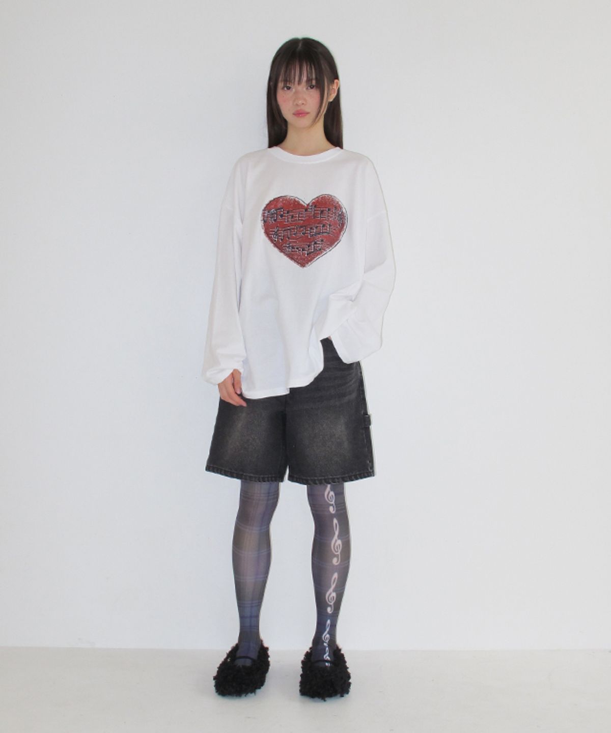 론론(RONRON) VINTAGE HEART MUSIC OVER FIT LONG SLEEVE WHITE