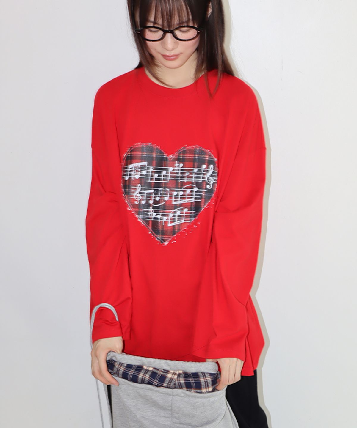 론론(RONRON) VINTAGE HEART MUSIC OVER FIT LONG SLEEVE RED