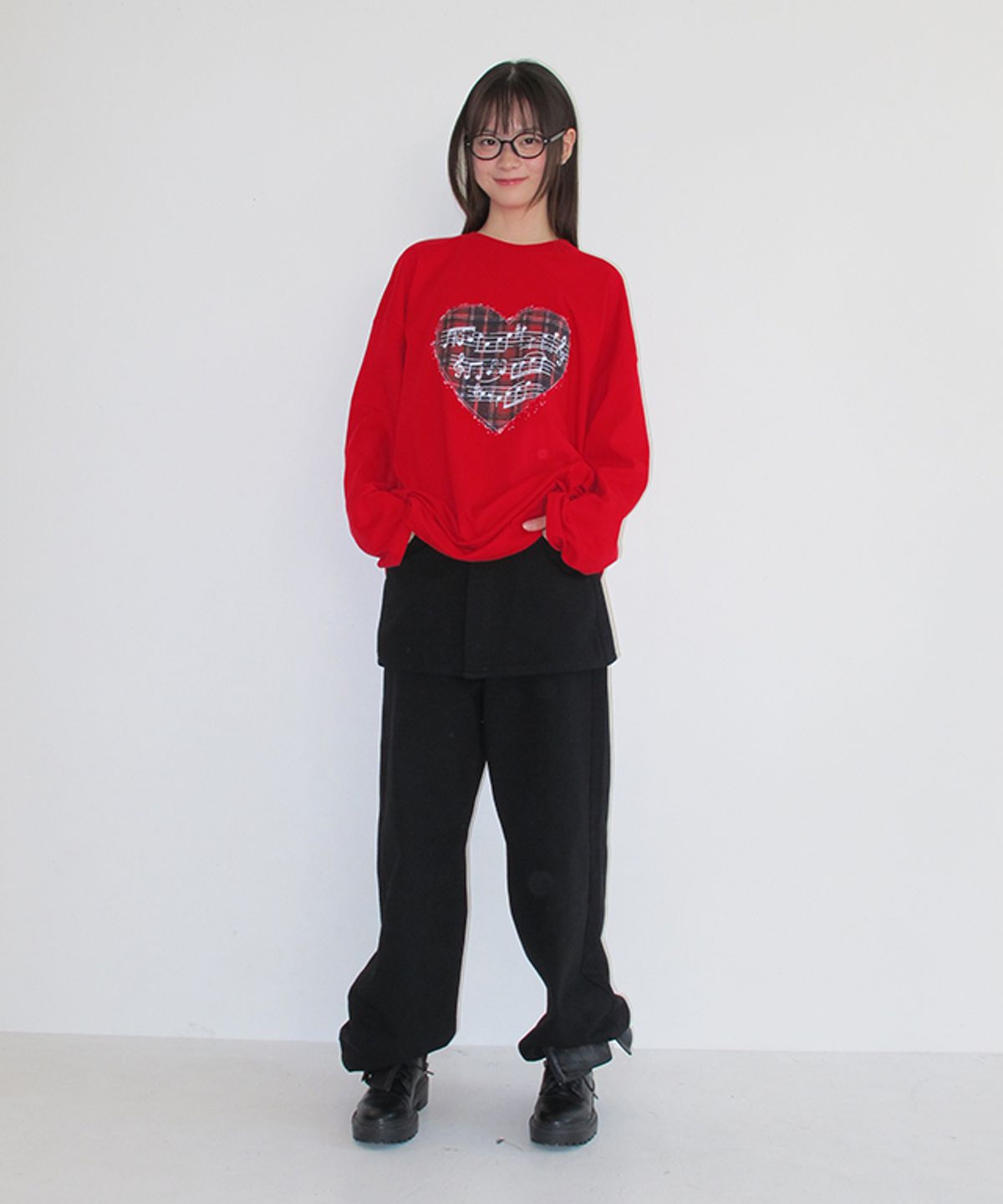 론론(RONRON) VINTAGE HEART MUSIC OVER FIT LONG SLEEVE RED