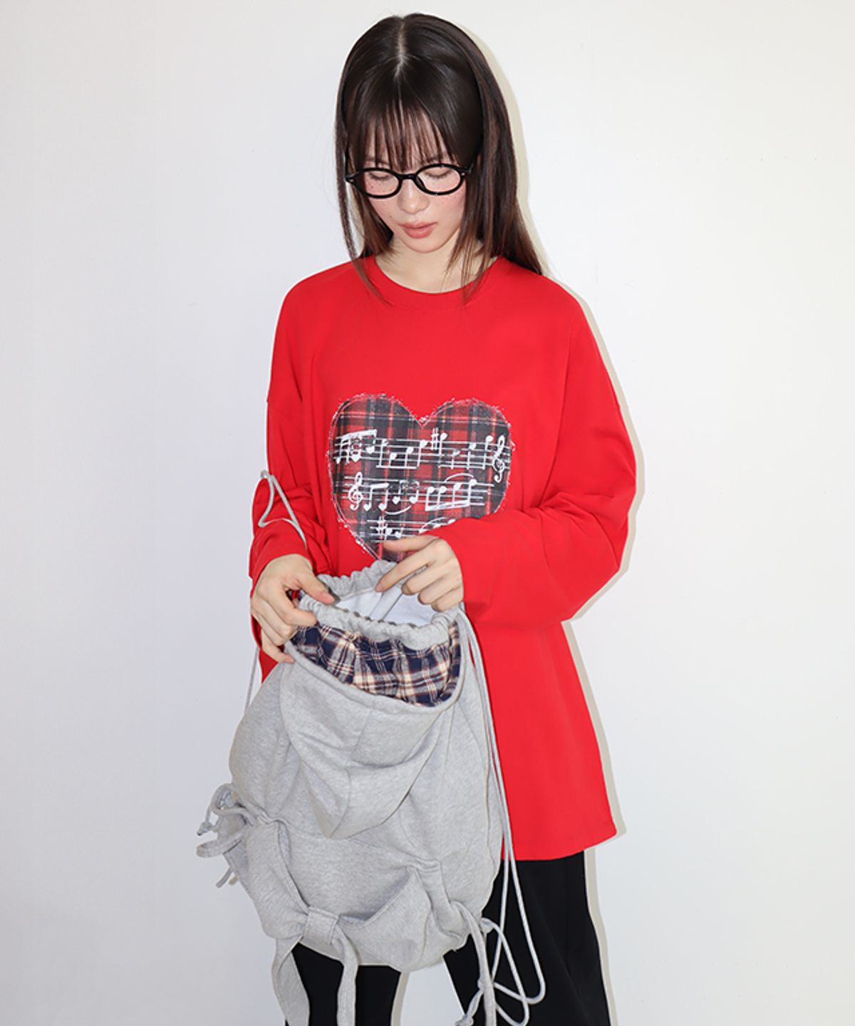 론론(RONRON) VINTAGE HEART MUSIC OVER FIT LONG SLEEVE RED