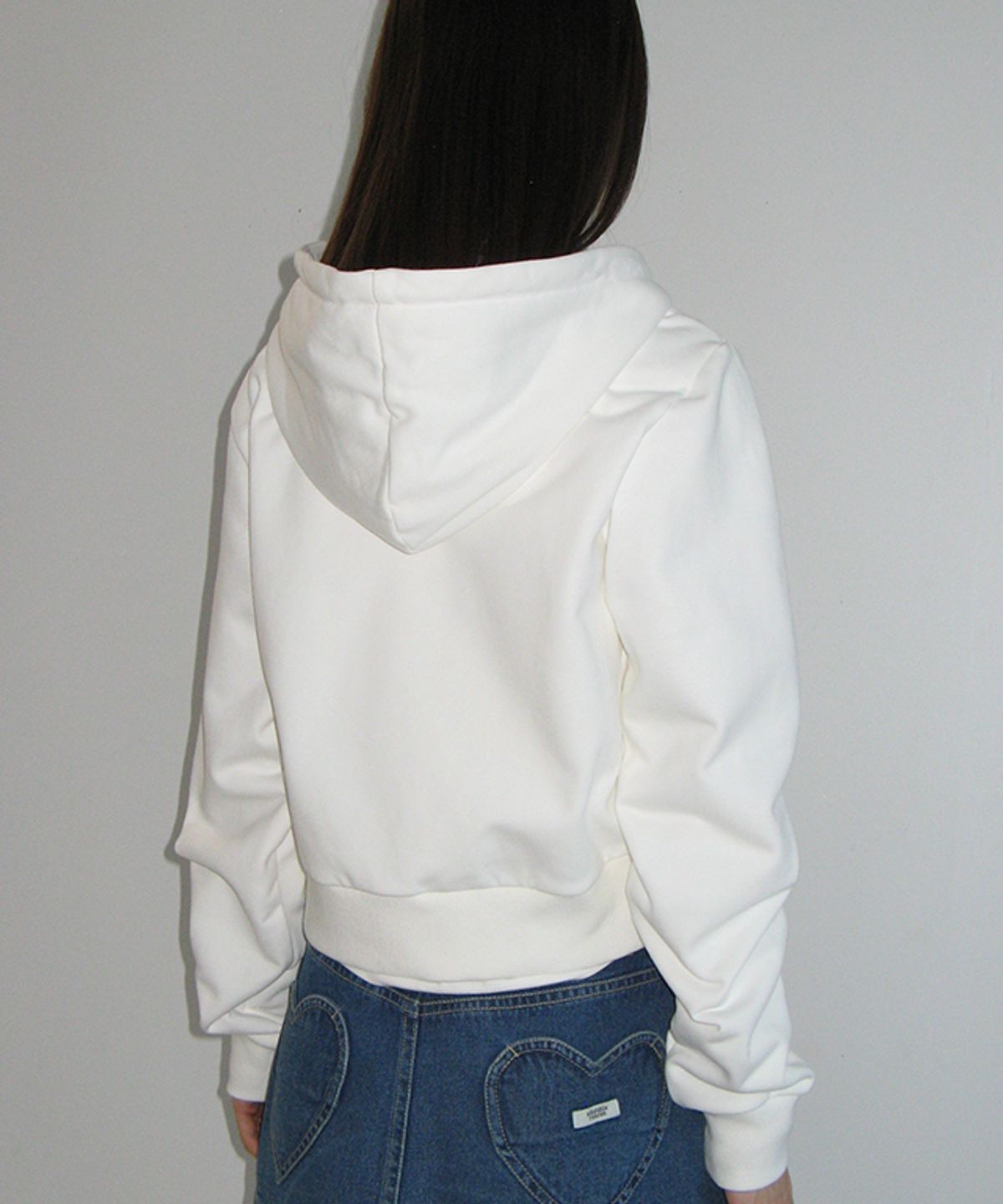 론론(RONRON) APPLIQUE LOGO HOODED ZIP UP WHITE