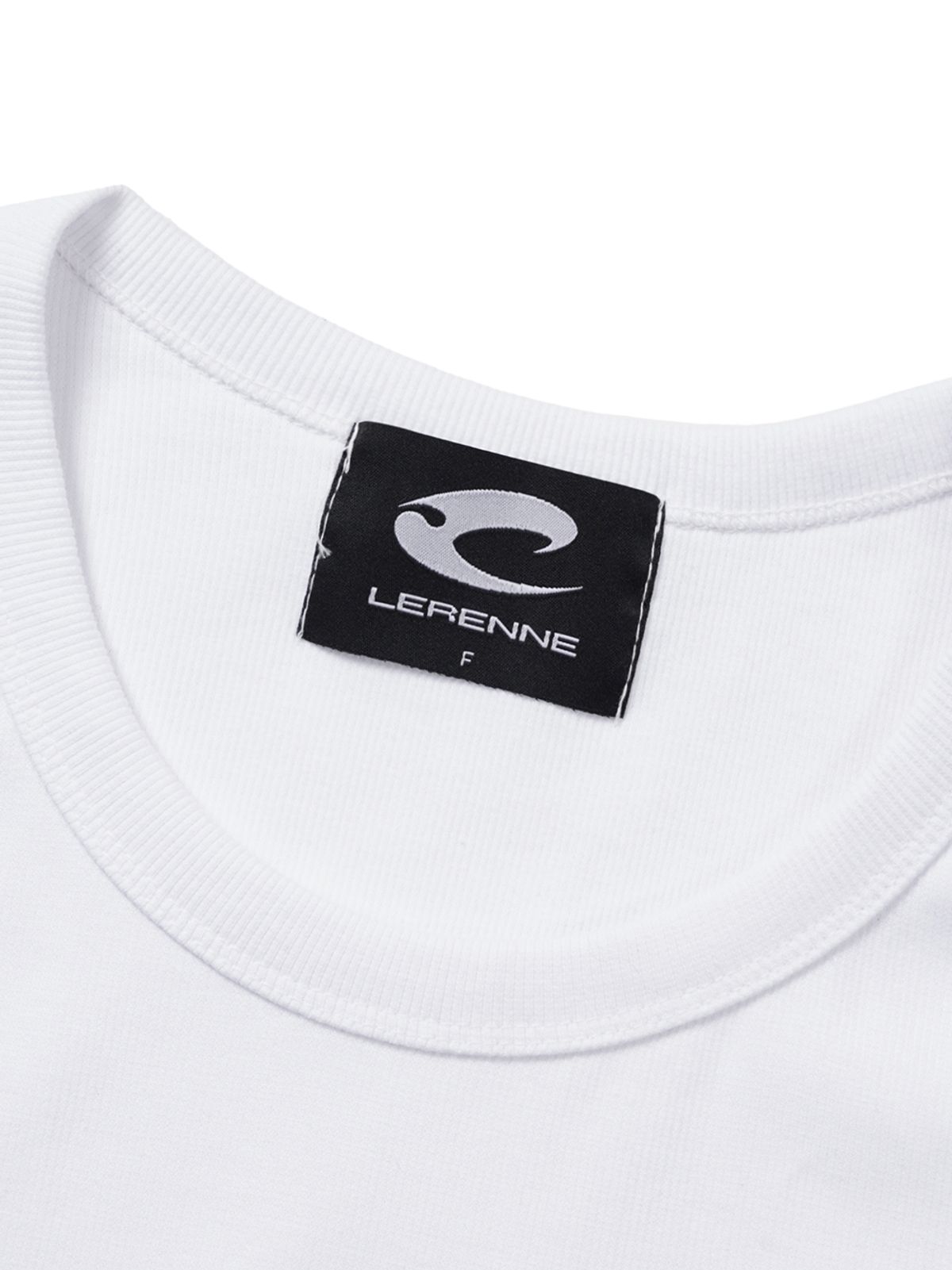 르렌느(LERENNE) Metal Logo Sleeveless - White