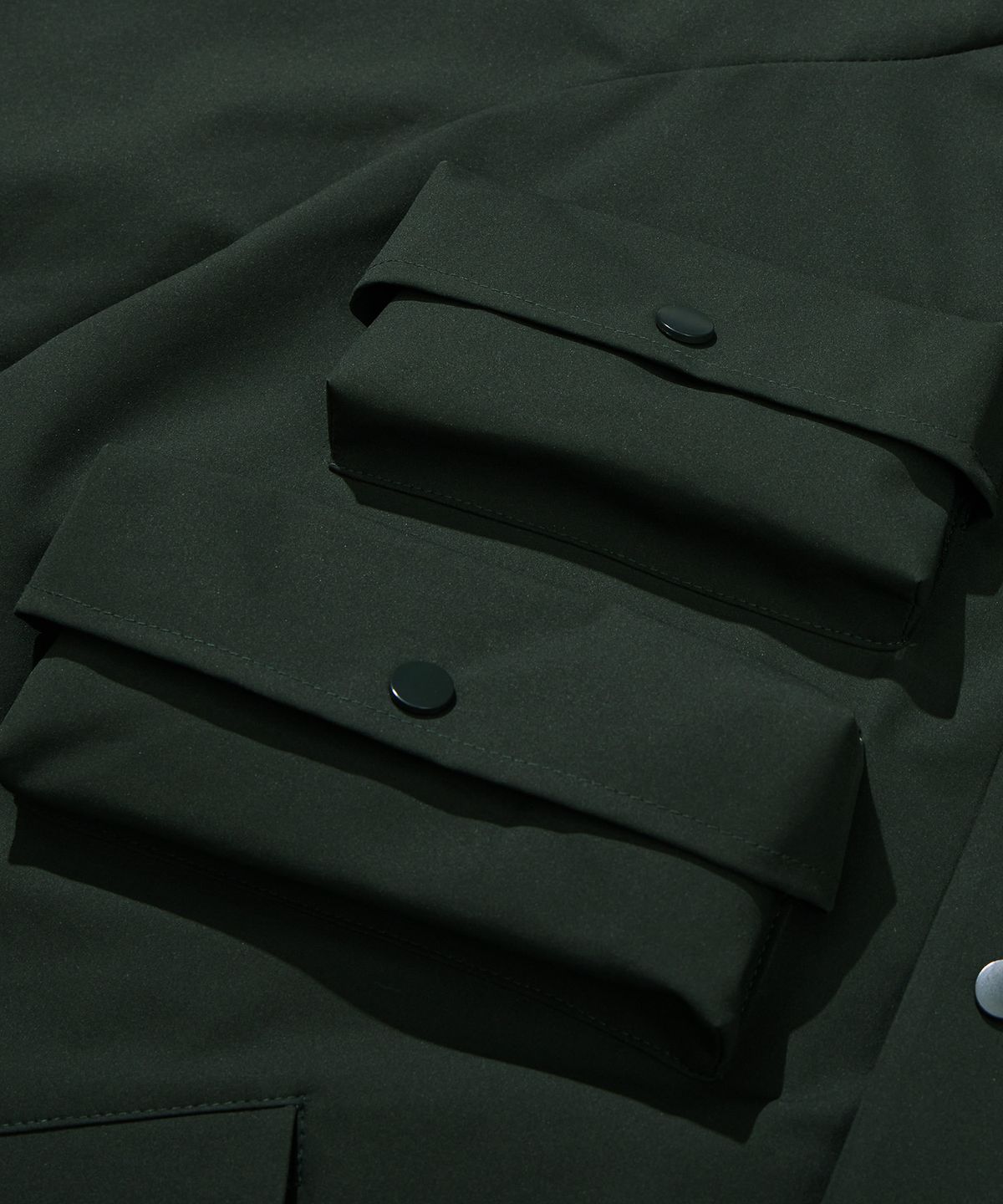 칼라파타르(KALAPATTHAR) OUTPOCKET RAGLAN LONG WINDBREAKER - DARK GREEN
