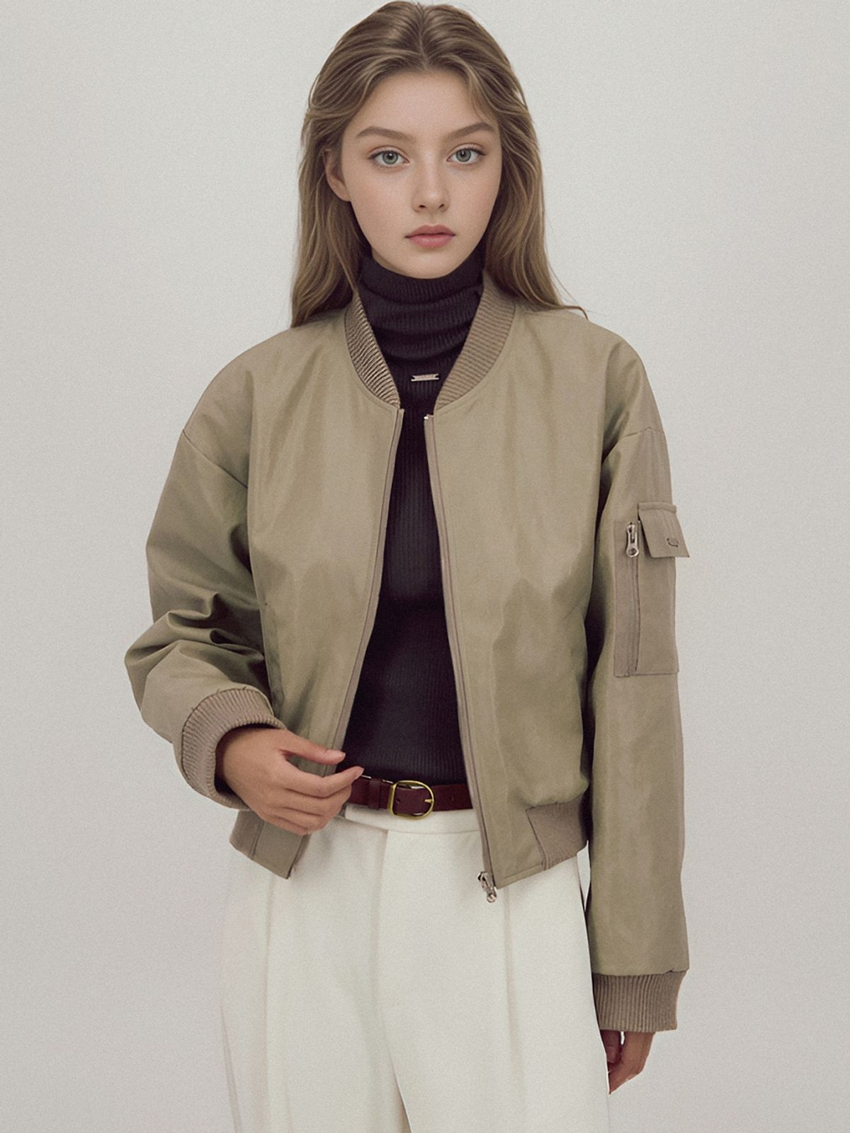아쿠드(ACUD) Glossy Bomber Jacket _Beige