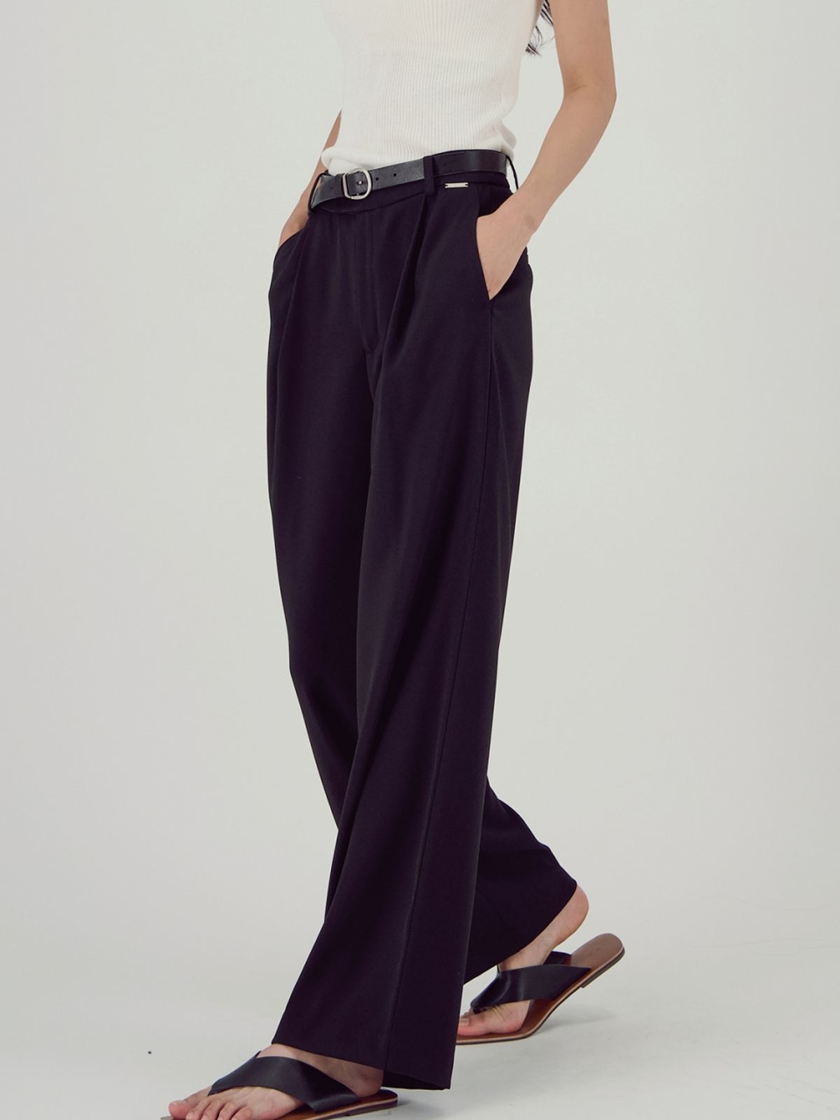 아쿠드(ACUD) Soft Flow Slacks _Black