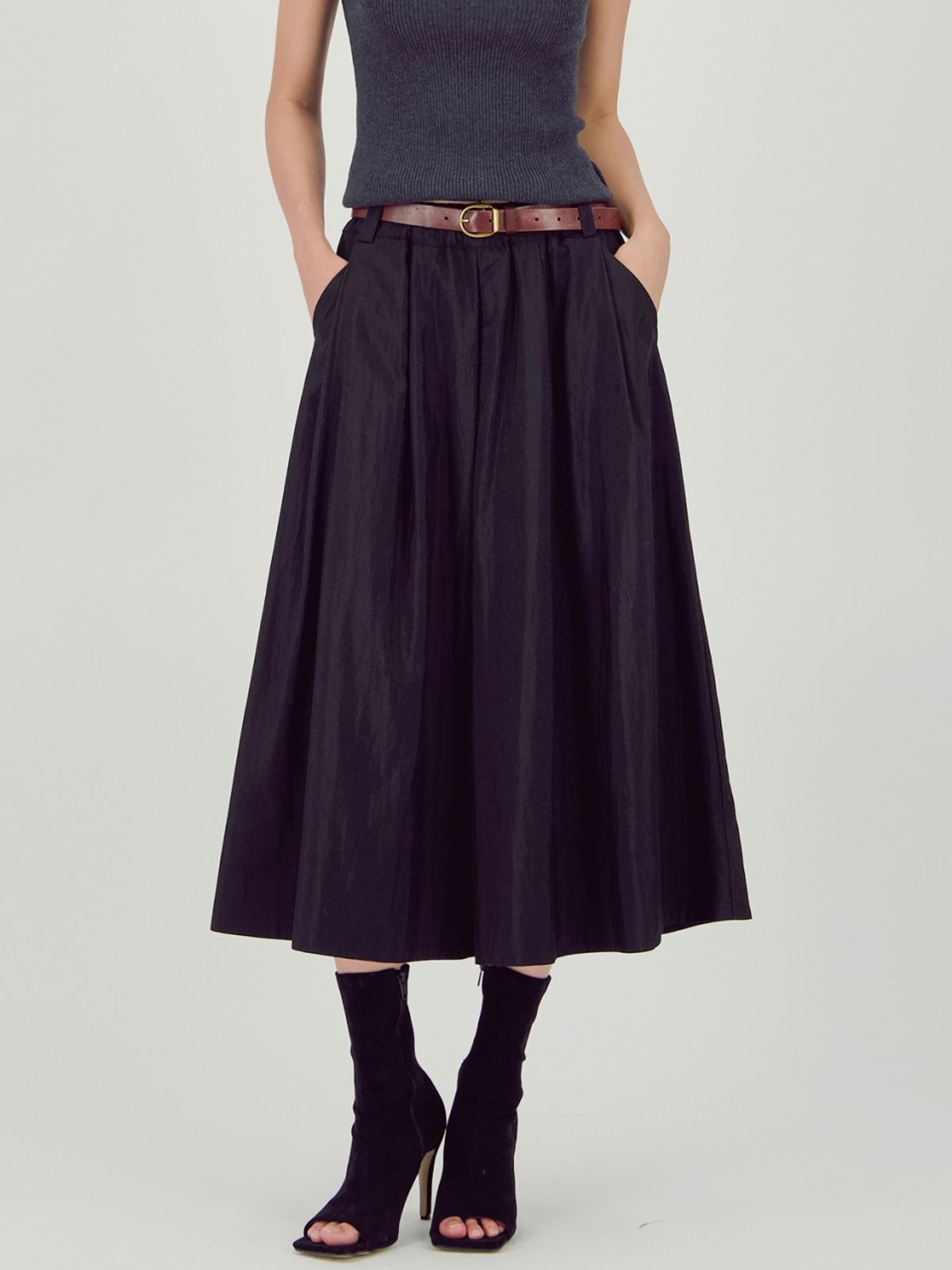 아쿠드(ACUD) Barrel Volume Skirt _Black