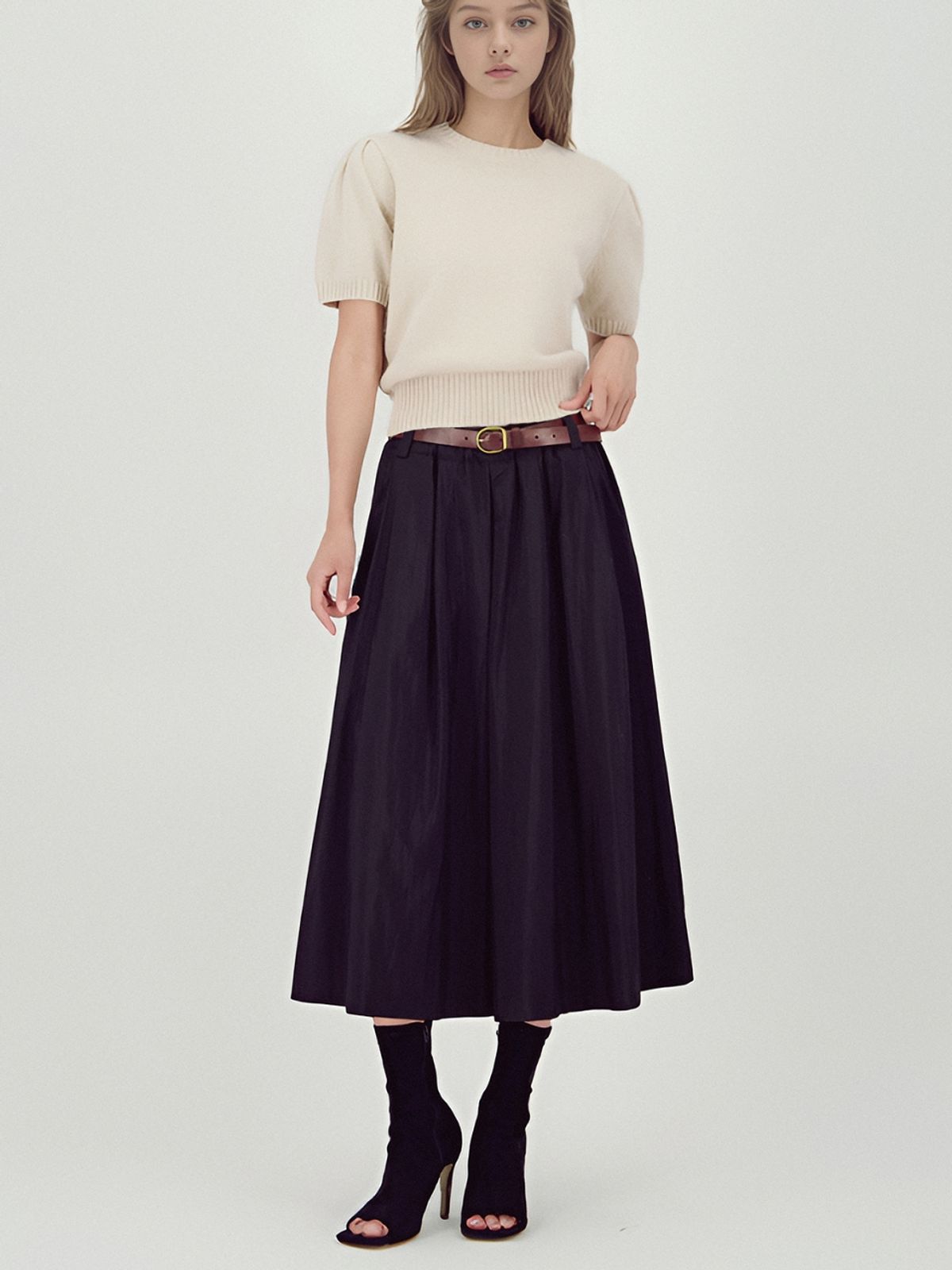 아쿠드(ACUD) Barrel Volume Skirt _Black