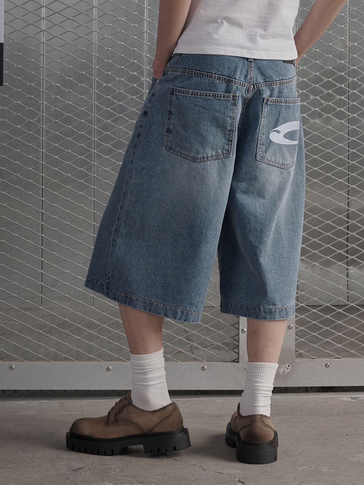 르렌느(LERENNE) Denim Bermuda Pants - Light Blue