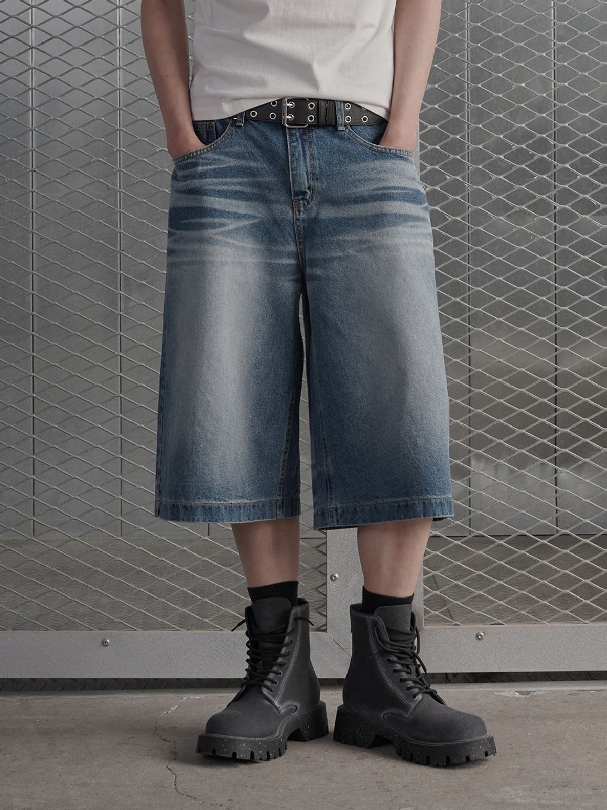 르렌느(LERENNE) Denim Bermuda Pants - Blue