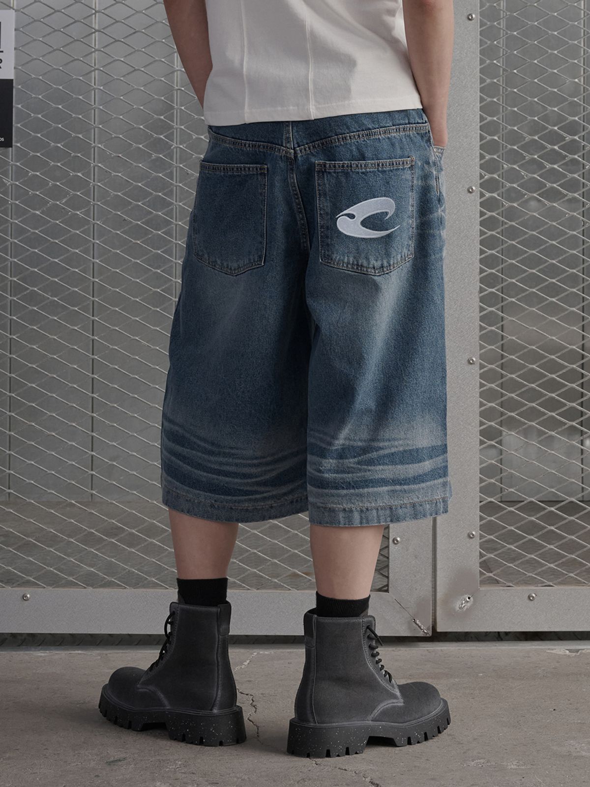 르렌느(LERENNE) Denim Bermuda Pants - Blue