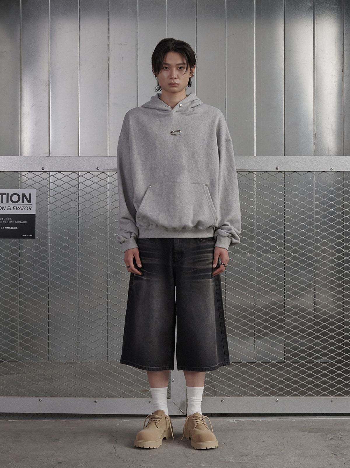 르렌느(LERENNE) Denim Bermuda Pants - Black