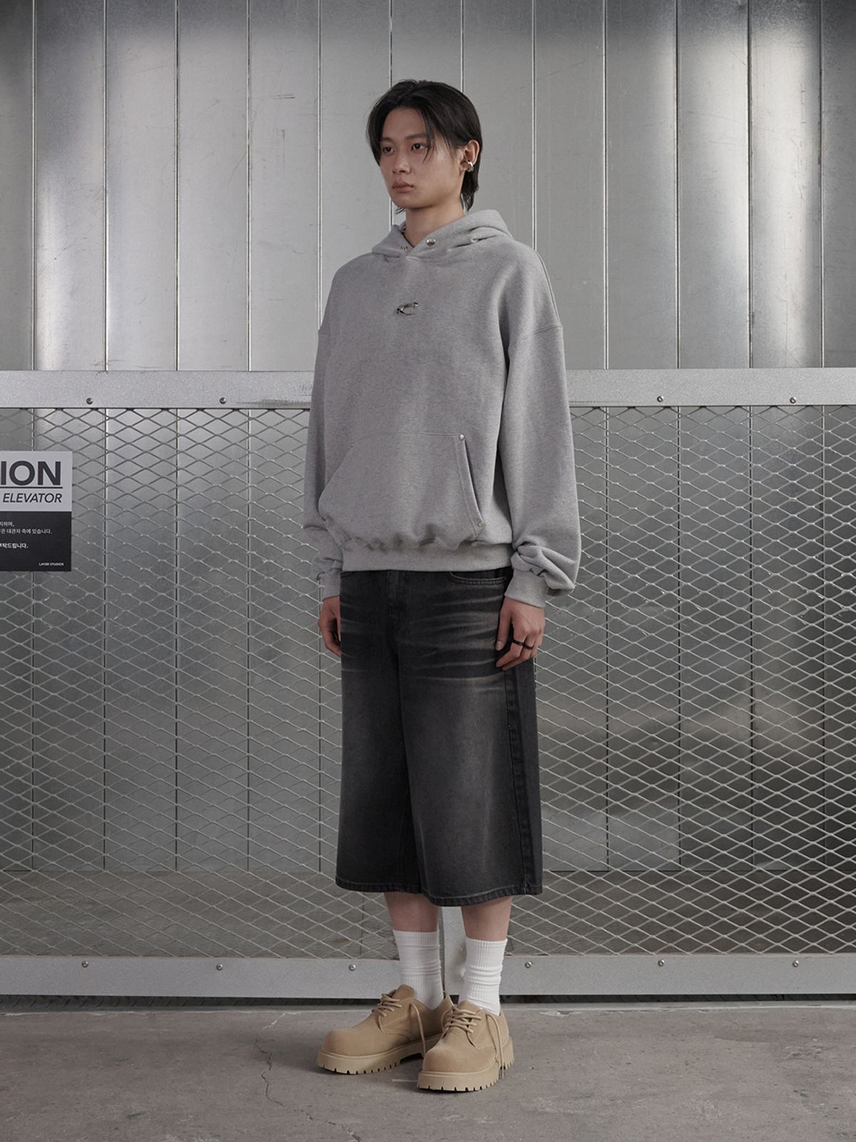 르렌느(LERENNE) Denim Bermuda Pants - Black