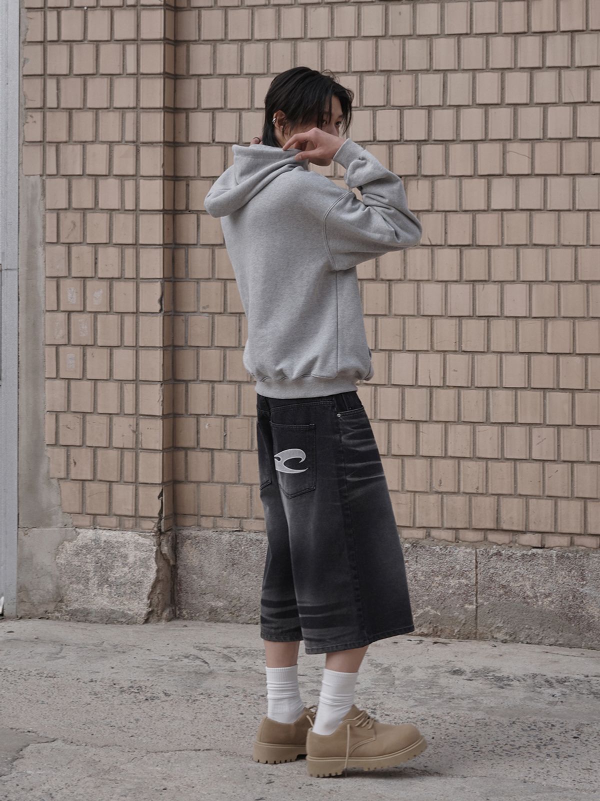르렌느(LERENNE) Denim Bermuda Pants - Black