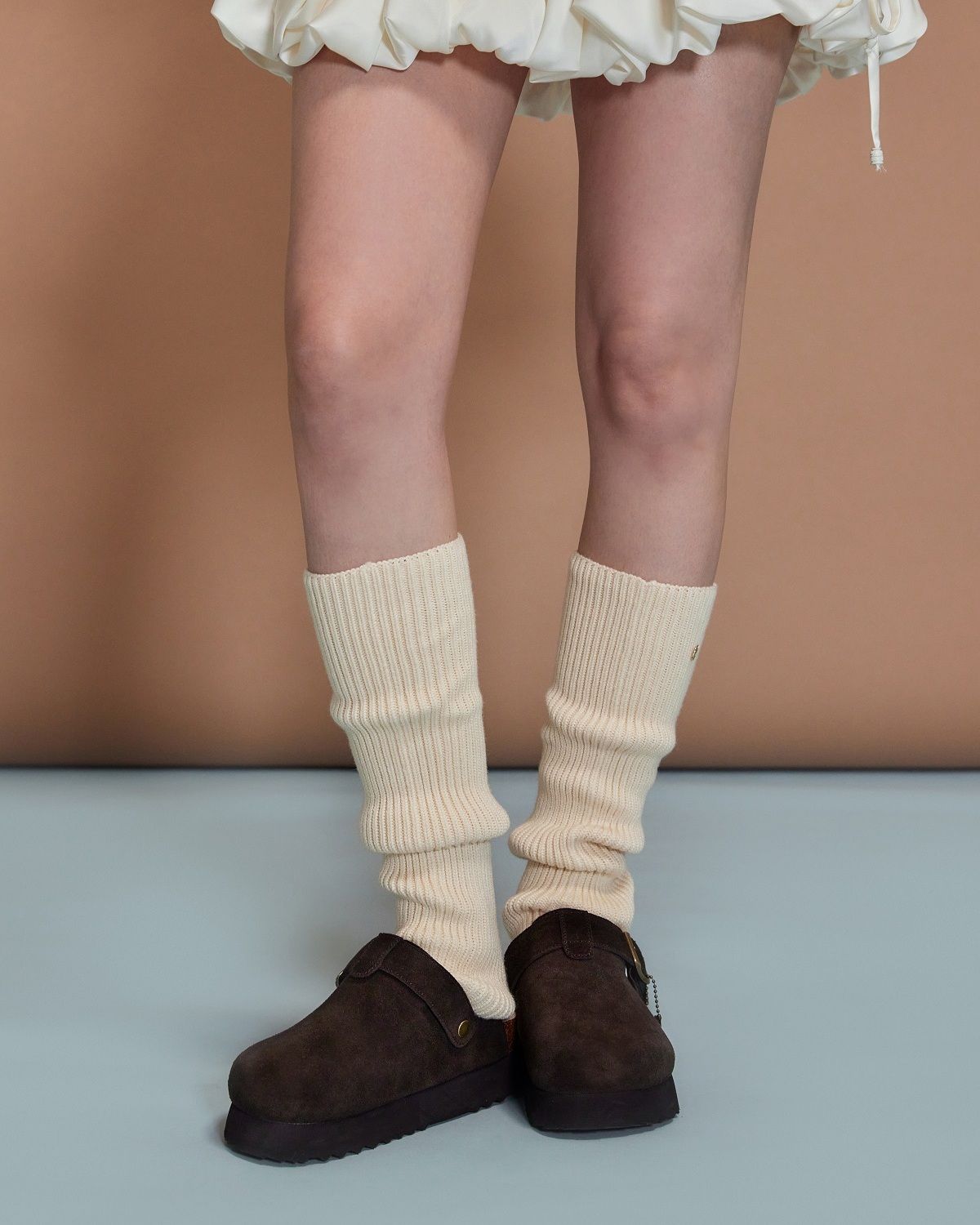 MUSINSA公式 | OTZ トフィスエードクロッグ FLOTFA3W47