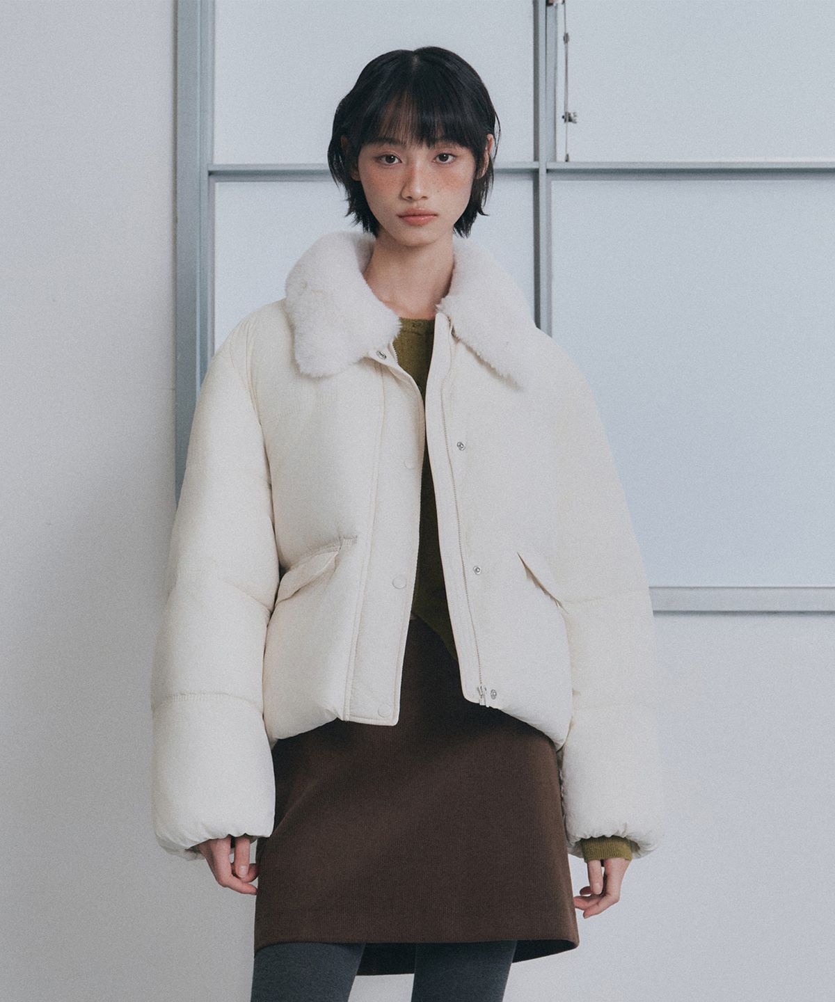 미쏘(MIXXO) 페이크퍼카라 숏패딩_MIWJPGV2PG
