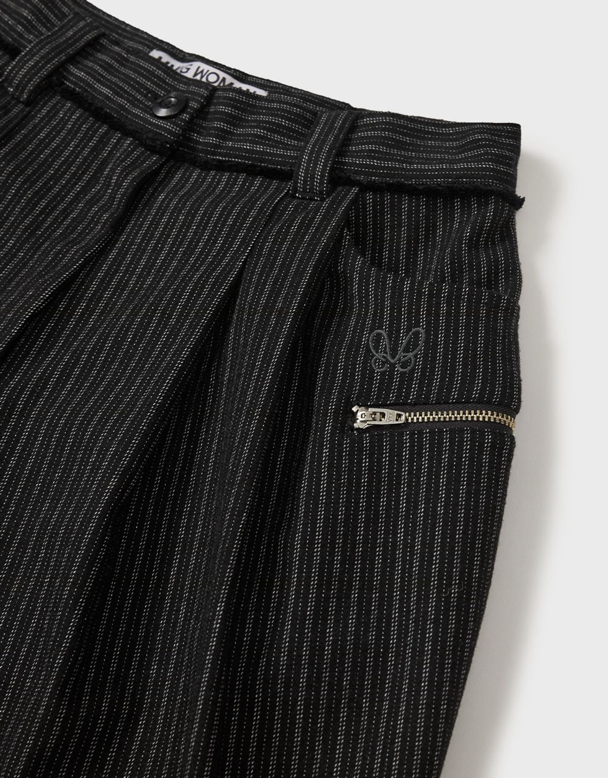 엠엠더블유(MMW) [MMW] TWO TUCK STRIPE PANTS (BLACK)