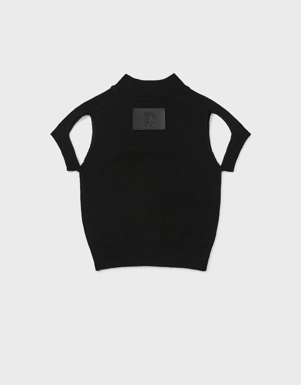 엠엠더블유(MMW) [MMW] CUT-OUT BELTED HF KNIT (BLACK)