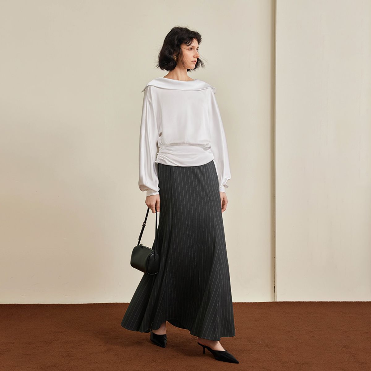 와이와이아이엠(YYIAM) YY_Slim high-waisted striped skirt