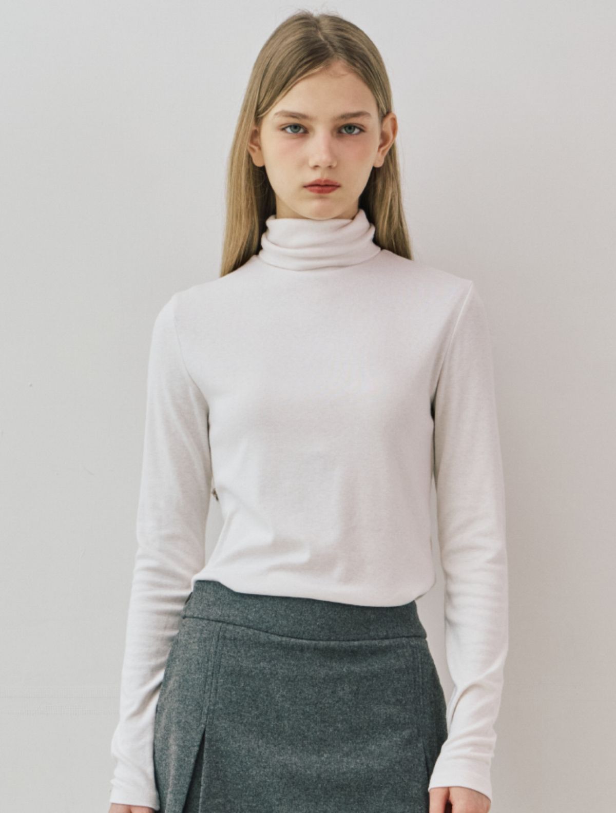 클루니(CLUNY) Daily angora turtleneck t-shirt - ivory