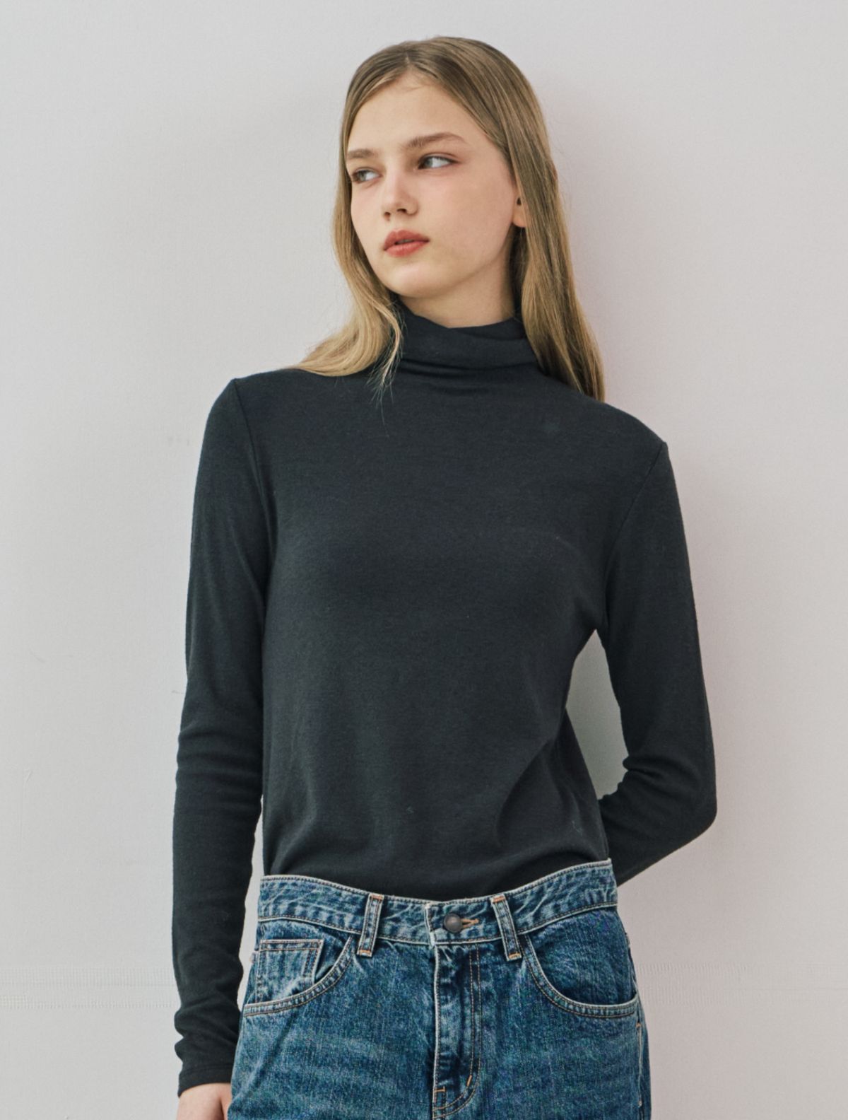 클루니(CLUNY) Daily angora turtleneck t-shirt - black