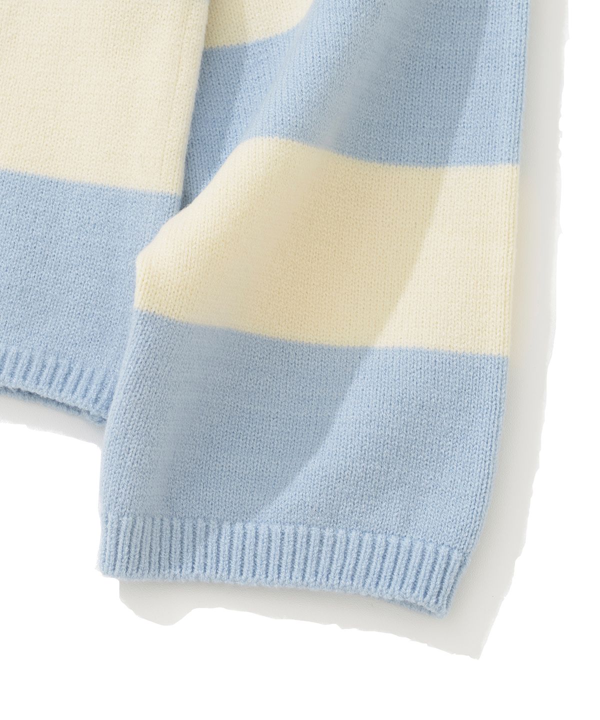 니티드(KNITTED) (W) 스트라이프 럭비 카라 니트 SKY BLUE