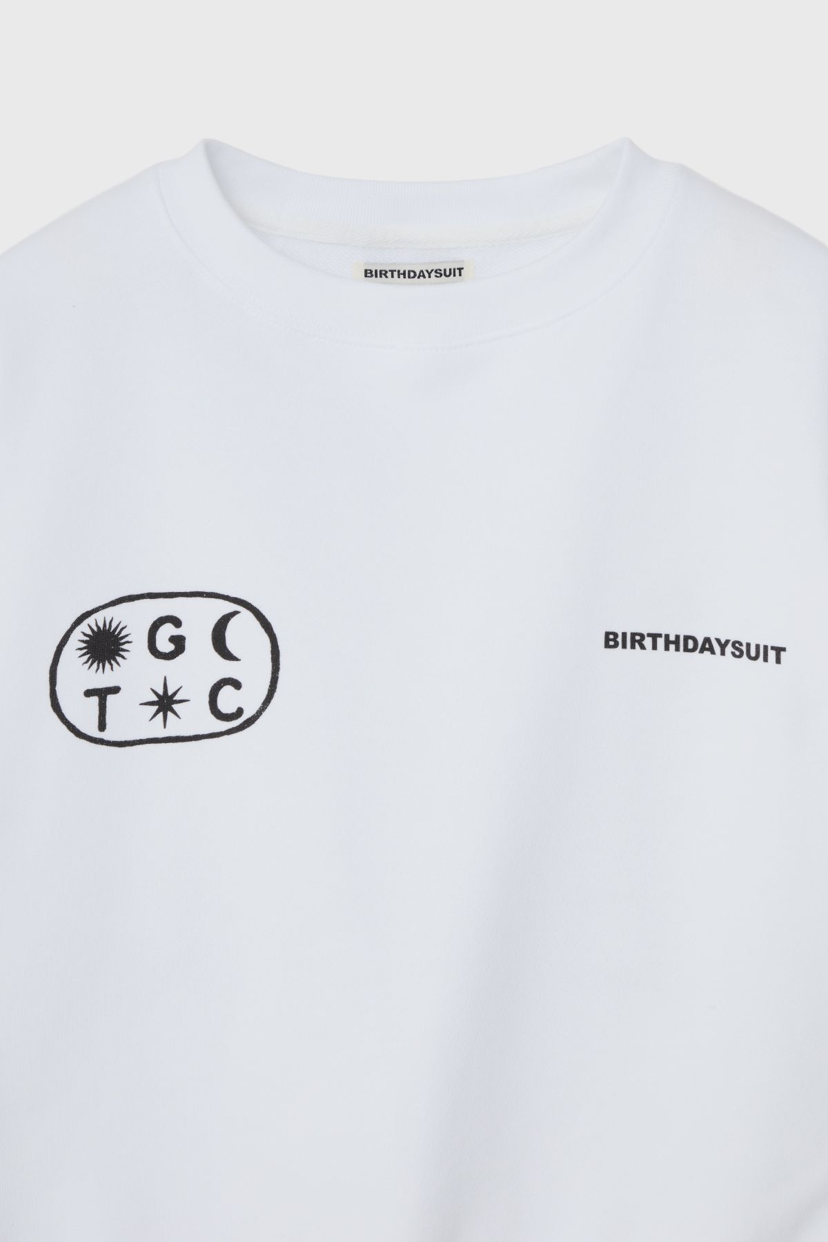 벌스데이수트(BIRTHDAYSUIT) [BDS X TGC] THE GRATEFUL CAMP SWEAT SHIRT (WHITE)
