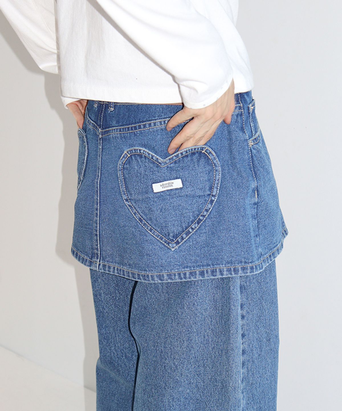 론론(RONRON) HEART POCKET DENIM SKIRT LAYERED PANTS MEDIUM BLUE