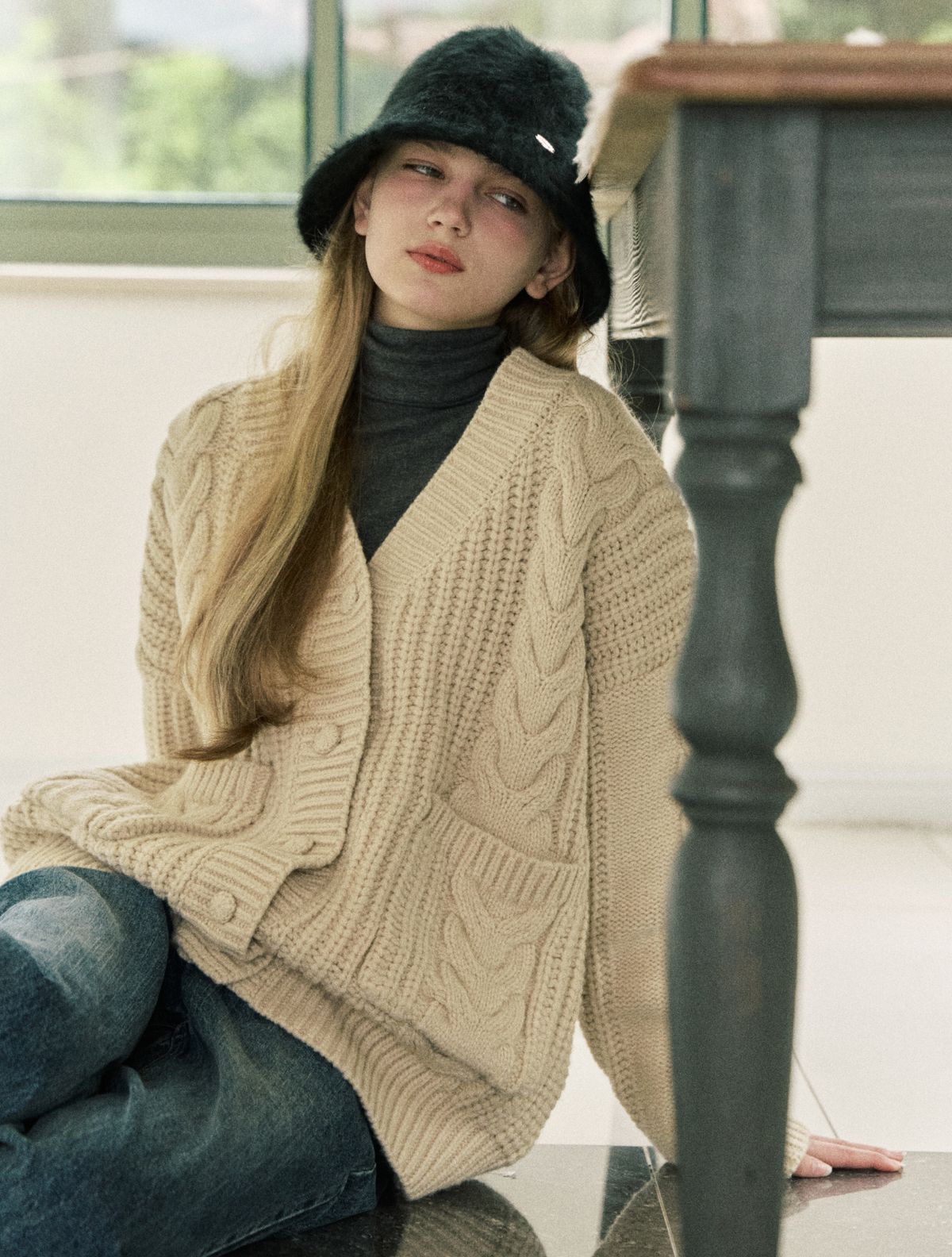 클루니(CLUNY) Cozy alpaca long knit cardigan - beige