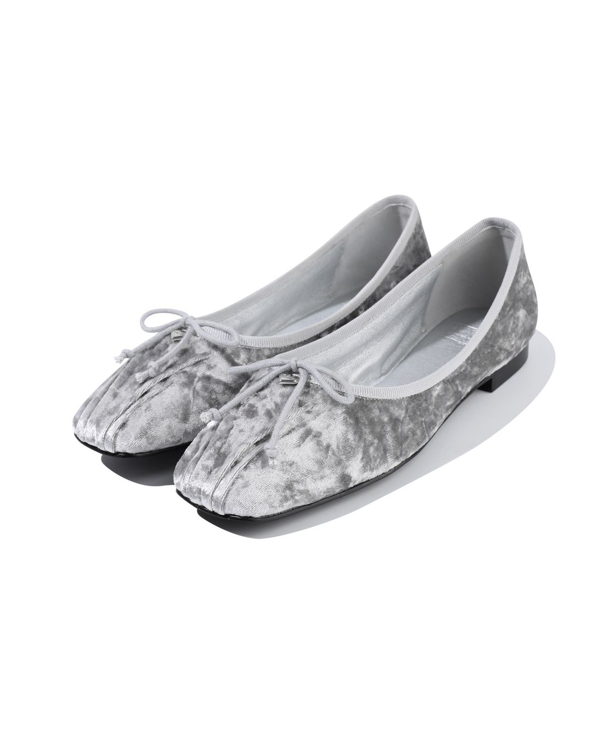마리떼 프랑소와 저버(MARITHÉ + FRANҪOIS GIRBAUD) W BALLET RIBBON VELVET FLAT SHOES light gray